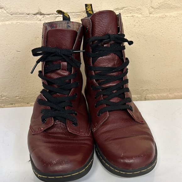 Dr Martens Womens Stratford Burgundy Boots - Picture 2 of 8